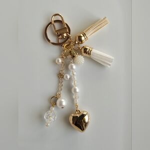 New Elegant Gold Tone Keychain